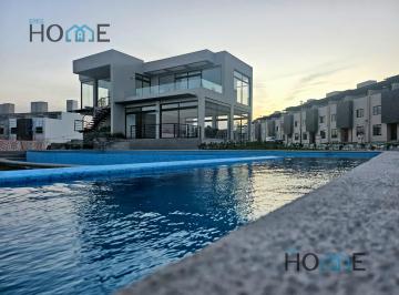 Casa en condominio · 93m² · 3 Recámaras · 2 Estacionamientos · Casa en Renta en Meseta con Amenidades y Vista Panorámica