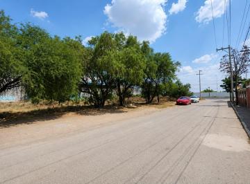 Terreno / Lote · 2411m² · Terreno en Jardines de María Cecilia