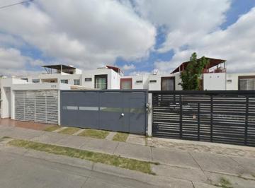 Casa de 3 habitaciones, Zapopan · (Fv) Casa en Venta Lomas de San Gonzalo, Zapopan, Jalisco