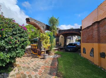 Casa de 3 habitaciones, Tepoztlán · Casa en Venta Tepoztlan con Alberca y Jacuzzi