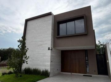 Casa de 3 habitaciones, León · Casa en Venta en Valles del Molino a