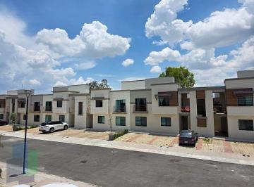 95d4cf30e8ced839c4b420f4541bd5d73f1381b6a3a01769f54a3e8d3b4c4f35 · Departamento en Renta en Rivello, La Vista Residencial – Querétaro