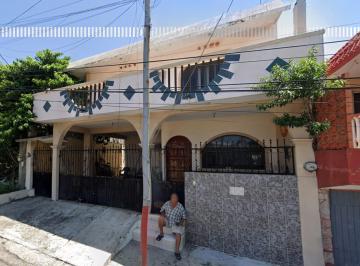 Casa de 2 habitaciones, Veracruz · Casa en Venta en Calle 2 1069, Veintiuno de Abril, Veracruz