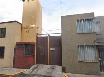 Casa de 3 habitaciones, Iztapalapa · Casa Dentro de Condominio en Venta en Lomas Estrella, Iztapalapa