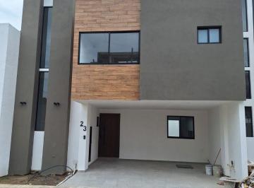 Casa de 3 habitaciones, San Andrés Cholula · Casa de 120 m² con 3 Recámaras en Venta en San Andrés Cholula