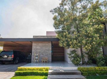 Casa en condominio de 4 habitaciones, Querétaro · Casa en Venta Lomas de Las Águilas, El Campanario, Querétaro.