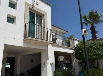 Casa de 3 habitaciones, León · Casa en Venta en La Marina Modelo Grande León Guanajuato