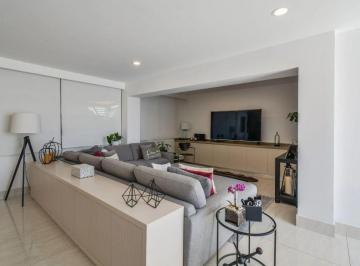 Casa de 5 habitaciones, Huixquilucan · Casa en Venta en Colonia Parques de La Herradura, Estado de México