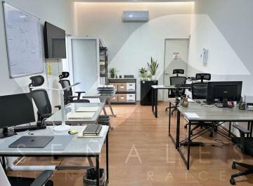 Oficina , Guadalajara · Oficina de 250 m² en Renta en Providencia (Montevideo)