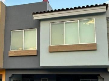 Casa de 3 habitaciones, Tlajomulco de Zúñiga · Casa Renta Nueva Galicia $16,500