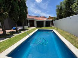 Casa · 250m² · 3 Recámaras · 2 Estacionamientos · Casa en Venta en Fraccionamiento Villa Zavaleta, Zona Zavaleta