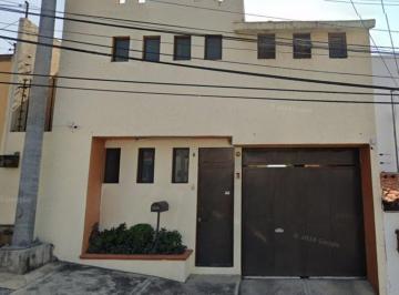 Casa de 3 habitaciones, Cuernavaca · Propiedad en Venta Ubicada en Cuernavaca, Morelos.
