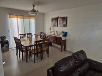 Casa · 230m² · 4 Recámaras · 2 Estacionamientos · Apv Casa en Venta en Cerradas de Anahuac General Escobedo Nuevo Leon