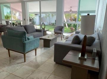 Casa de 3 habitaciones, Cuernavaca · Casa de 500 m² con 3 Recámaras en Venta y Renta en Lomas de La Selva