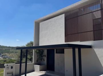 Casa de 4 habitaciones, Querétaro · Casa Venta Altozano, Roca