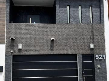 Casa · 200m² · 3 Recámaras · Casa en Venta Fracc. Jarachina Sur Sector II