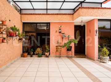 Casa · 190m² · 3 Recámaras · 5 Estacionamientos · Venta Casa Colonia Electra Tlalnepantla 11359