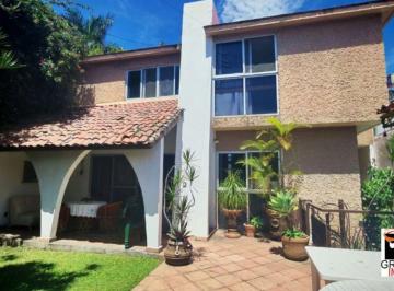 Casa · 260m² · 3 Recámaras · Casa Sola en Las Palmas Cuernavaca - Ims - 1356 - Cs