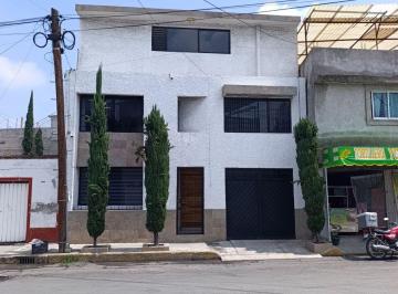 Casa de 3 habitaciones, Iztapalapa · Estupenda Casa en Venta. Santa Maria Aztahuacan, Iztapalapa