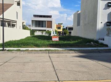 d8c87976d7cef5d66679e2ad6e9f8a7afc287a9414804600a94c226feed34743 · Terreno en Venta en Residencial Flamingos Bucerias