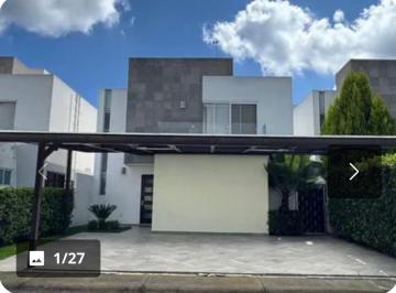 Casa en condominio de 3 habitaciones, Metepec · Casa en Venta en Foresta Dream Lagoons, Metepec