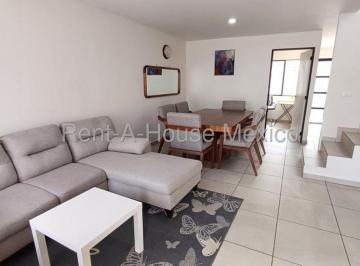 Casa de 3 habitaciones, El Marqués · Renta - Capital Sur. Casa Amueblada con Sala de Tv y 3 Recámaras