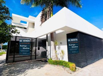 Casa de 4 habitaciones, Mérida · Merida Casa en Esquina Renta o Venta de 4 Recamaras en San Angelo Montes de Ame