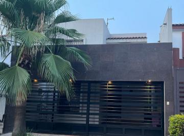 Casa de 3 habitaciones, Monterrey · Casa de 140 m² con 3 Recámaras en Renta en Cumbres San Agustín