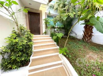 Casa · 200m² · 3 Recámaras · 2 Estacionamientos · Casa en Renta en Fraccionamiento Cumbres Animas