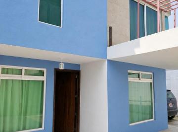 Casa · 299m² · 4 Recámaras · 4 Estacionamientos · Casa en Venta en Colonia Barrio Espíritu Santo, Metepec, Estado de México