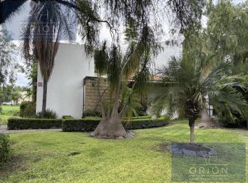 Casa en condominio · 235m² · 3 Recámaras · 3 Estacionamientos · Casa Venta Una Planta Cerca Club Golf Corregidora Queretaro
