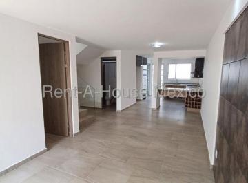Casa de 3 habitaciones, El Marqués · Ciudad Maderas - Venta. Casa de 3 Recámara con 1 en Planta Baja y Sala de Tv