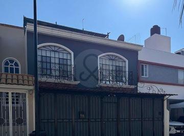 EB-VU8778.jpeg · Casa en Condominio en Venta en Fraccinamiento Mirador de San Isidro