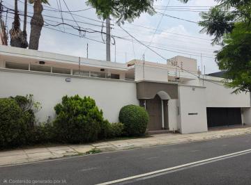 Casa de 4 habitaciones, Alvaro Obregón · Residencia Renovada en Jardines del Pedregal| Jardín, Amplitud, Terrazas