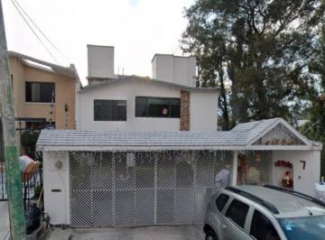 Casa de 4 habitaciones, Naucalpan de Juárez · Venta de Casa en Naucalpan Jardines de Satelite Edomex
