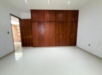 Casa de 4 habitaciones, León · Renta de Casa en Gran Jardin 4 Recamaras