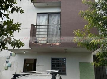 Casa · 94m² · 3 Recámaras · 2 Estacionamientos · Casa en Renta en San Roque