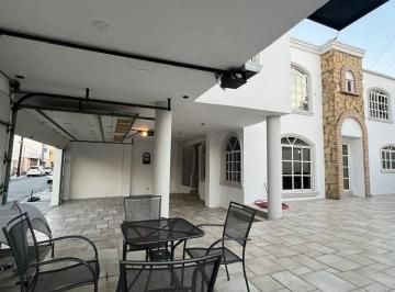Casa · 305m² · 3 Recámaras · 6 Estacionamientos · Casa en Venta en Arboledas de Nueva Lindavista Guadalupe