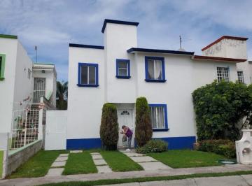 Casa · 114m² · 2 Recámaras · 2 Estacionamientos · Casa - Fraccionamiento Paseo de Las Palmas