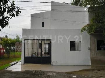 Casa · 108m² · 2 Recámaras · 1 Estacionamiento · Se Vende Casa en Col. Las Américas Colima, Col.