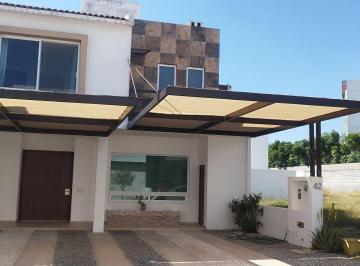Casa de 3 habitaciones, El Marqués · Casa en Renta La Vista Residencial