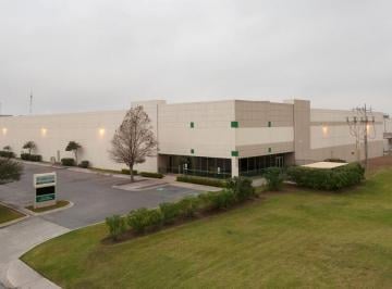 Bodega comercial · 2787m² · Bodega Industrial en Reynosa, Tam de 2,787 m² con Área de Oficina y Altura Min: 7.32 m