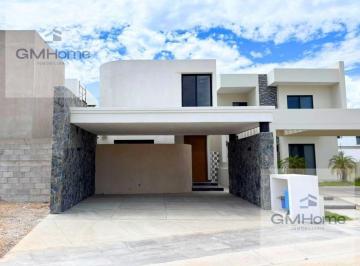 Casa · 254m² · 3 Recámaras · 2 Estacionamientos · Casa en Maralto Residencial
