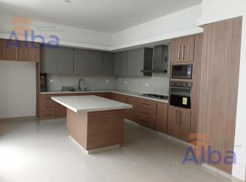Casa · 165m² · 4 Recámaras · 2 Estacionamientos · Casa Nueva en Renta en St Angelo