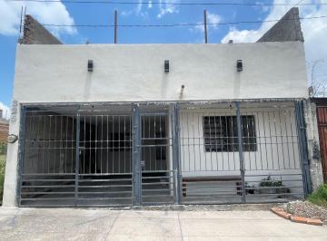 Casa de 4 habitaciones, Aguascalientes · Casa en Venta - Lomas del Ajedrez, Sur Aguascalientes.
