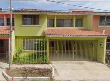 Casa de 3 habitaciones, Centro · Venta de Propiedad en Fraccionamiento El Carrizal en Villahermosa Tabasco