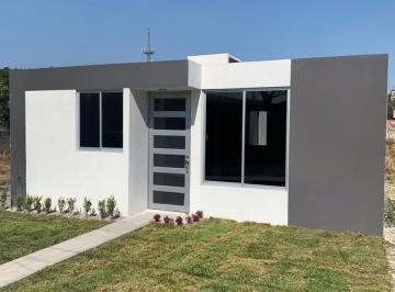 Casa · 67m² · 3 Recámaras · 1 Estacionamiento · Casa en Actipac