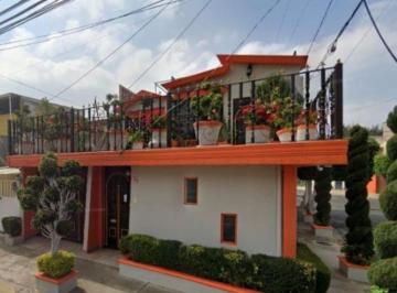 Casa de 4 habitaciones, Tultitlán · Casa de 134 m² con 4 Recámaras en Venta en Izcalli del Valle
