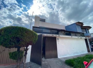 Casa · 500m² · 6 Recámaras · 5 Estacionamientos · Casa - Fuentes de Satélite