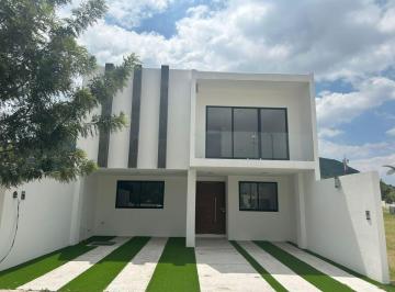 Casa de 3 habitaciones, Ocoyucan · Casa en Renta $16,500 Lomas de Angelopolis Parque Capri